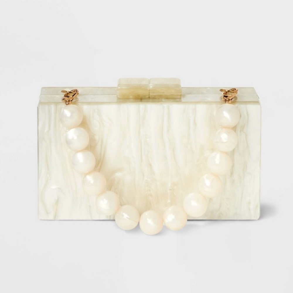 Elegant Cream Clutch with Pearl Handle